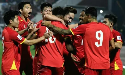 Tuyển Việt Nam trở lại top 100 nhưng Asian Cup vẫn là núi cao