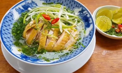 Cách nấu phở gà ngon tại nhà