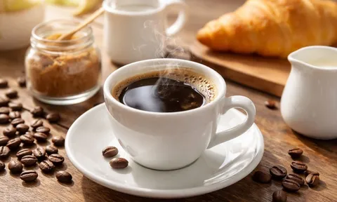 Uống cà phê buổi sáng đúng cách: 5 nguyên tắc giúp tăng tỉnh táo, bảo vệ sức khỏe