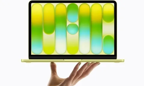 MacBook Neo 13 inch: Gọn nhẹ 1.23kg cùng nàng tự tin "check-in" mọi không gian