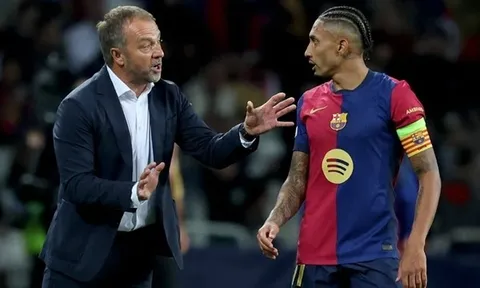 Hansi Flick hé lộ 3 phương án thay thế Raphinha đấu Atletico