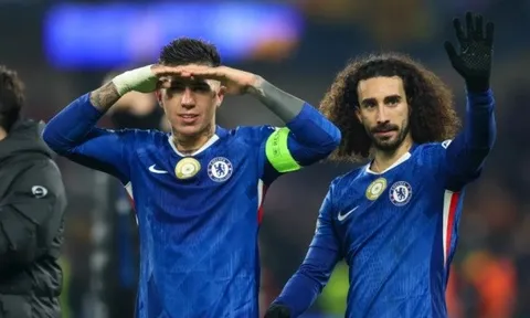 Án phạt Enzo Fernandez phơi bày sự mục ruỗng tại Chelsea