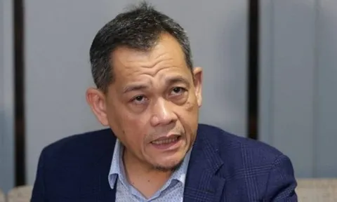 Tan Sri Hamidin tái tranh cử Chủ tịch FAM sau bê bối nhập tịch