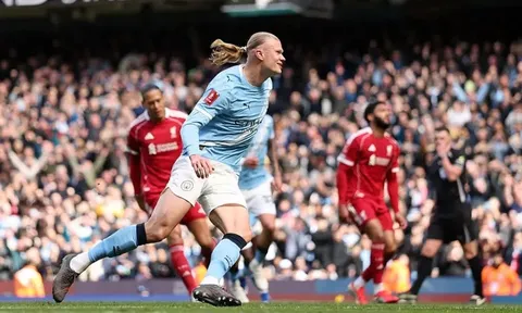 Van Dijk mắc lỗi, Haaland lập cú đúp xé lưới Liverpool