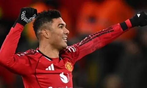 Giggs chỉ tên hai tiền vệ giúp Man Utd lột xác tuyến giữa