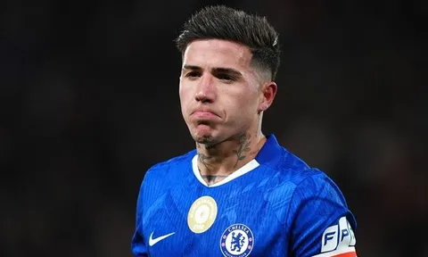 Đàm phán gia hạn giữa Chelsea và Enzo Fernandez bị đình trệ