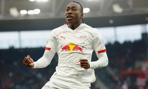 Romano tiết lộ Leipzig cản Liverpool vụ Diomande