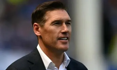Gareth Barry thúc giục MU sớm dứt điểm vụ Elliot Anderson