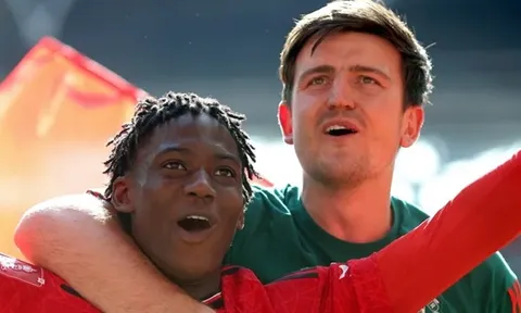 Man Utd chốt tương lai Harry Maguire và Kobbie Mainoo
