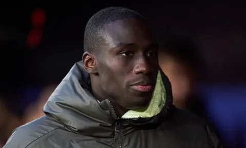 Real Madrid lo sốt vó vì chấn thương của Ferland Mendy