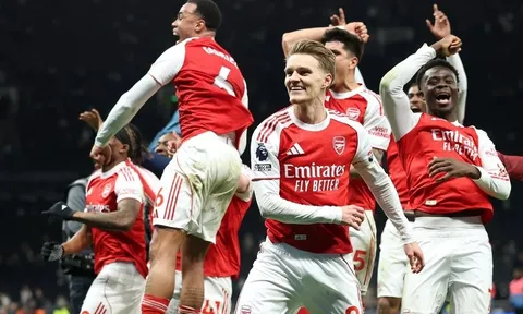 Thắng 5 trận nữa, Arsenal vô địch Ngoại hạng Anh