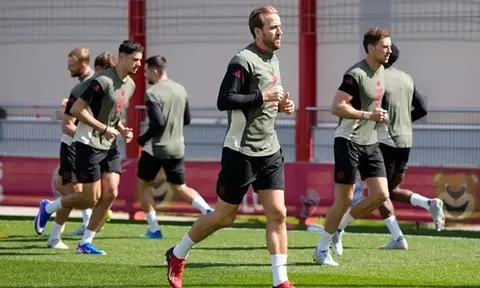 Max Eberl xác nhận Harry Kane sẵn sàng đấu Real Madrid