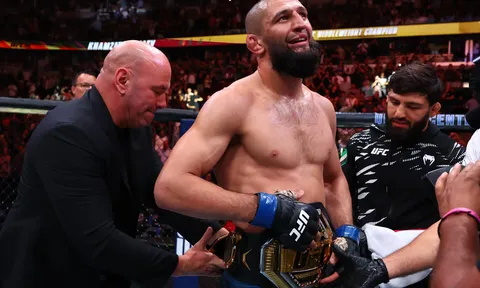 UFC 328 bùng nổ với trận tranh đai thứ hai: Khi 'mất mát' của sự kiện này là 'món hời' của sự kiện khác