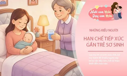 Bé vừa sinh xong đừng vội để ai cũng bế, 4 kiểu người này mẹ nên từ chối khéo