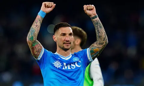 Conte thay người đại tài, Napoli chiếm ngôi nhì bảng của Milan
