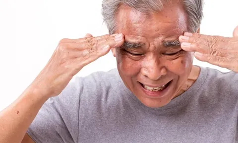 5 dấu hiệu cảnh báo đột quỵ sắp xảy ra 7–30 ngày trước, cơ thể bạn đang “gửi tín hiệu cầu cứu”