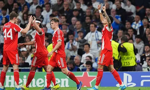 Khác biệt Arsenal, lối đá rực lửa đưa Bayern lên đỉnh cao