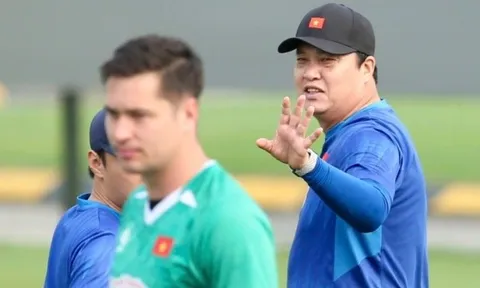HLV Lee Woon-jae xây bức tường thép cho tuyển Việt Nam