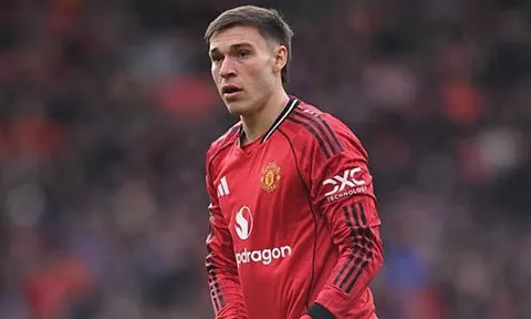 Man Utd tận dụng hình ảnh Ugarte trước khi bán tháo