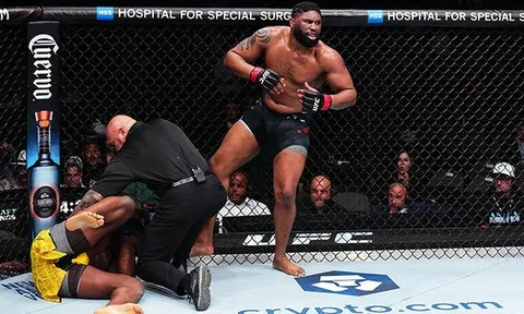 Curtis Blaydes coi thường Josh Hokit: 'Lo diễn trò rồi sẽ đến lúc phải trả giá'