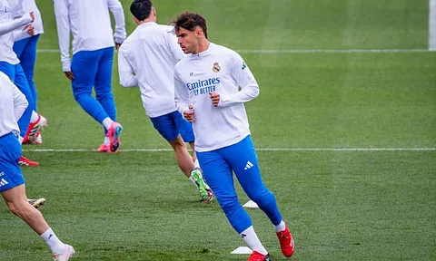 Kỷ luật thép từ Arbeloa khuất phục cái tôi của Asencio
