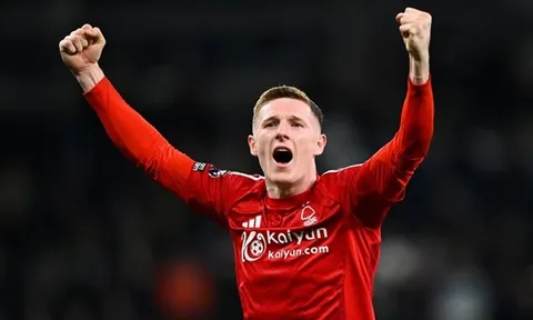Tin đồn chuyển nhượng sáng 9/4: Dortmund săn Jadon Sancho; Forest hét giá Elliot Anderson