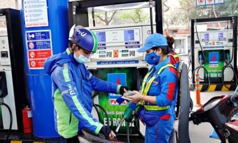 Giá xăng dầu giảm mạnh hôm nay: Dầu diesel hạ gần 10.000 đồng/lít, cập nhật chi tiết từ chiều nay