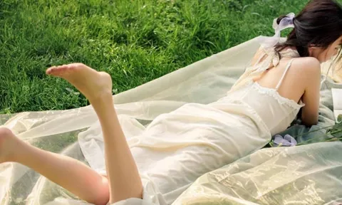 Vì sao phụ nữ nên mặc váy khi hẹn hò? 3 lý do thực tế từ người từng trải