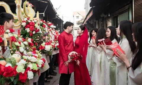 Yêu nữ tiếp viên hàng không Việt, chàng thạc sĩ Đức chọn ở rể, mẹ chồng Tây mang 5 chỉ vàng xin dâu đúng phong tục Việt