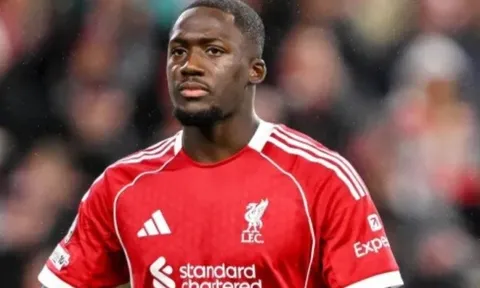 Liverpool tiến sát thỏa thuận gia hạn với Konate