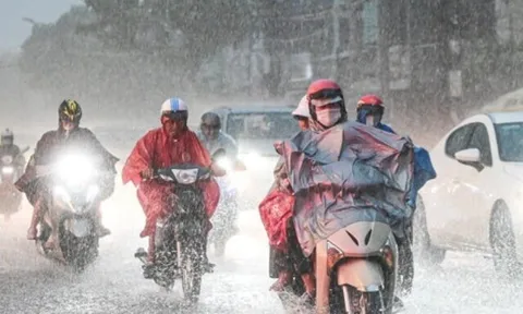 Tin tức 24h: Cảnh báo dông lốc, mưa đá khi miền Bắc đón không khí lạnh những ngày tới