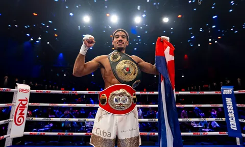 Osleys Iglesias: Tân vương IBF và canh bạc lớn nhất mang tên Canelo Alvarez