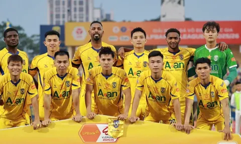 Soi trận SLNA vs Đà Nẵng: Trốn thoát nhóm trụ hạng