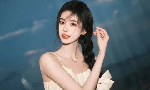 "Mỹ nhân 4.000 năm có một" và tuyệt chiêu giữ làn da trắng mịn như “trứng bóc” dù thường xuyên trang điểm