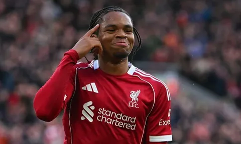 Chấm điểm Liverpool: Ngumoha chói sáng; Salah tìm lại tự tin