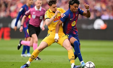 Sao Espanyol tố Barcelona chế nhạo mình trong đường hầm