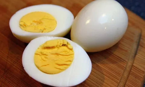 3 khung giờ ăn trứng hỗ trợ đốt mỡ, giảm cân, ổn định đường huyết