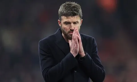 Michael Carrick tiến gần ghế nóng MU nhờ Luis Enrique