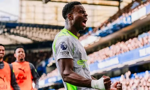 Hạ đẹp Chelsea, Guehi gửi chiến thư đến Arsenal