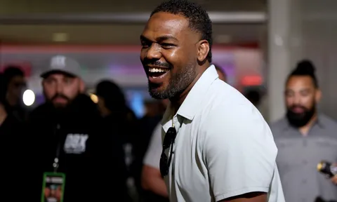Jon Jones xoa dịu mâu thuẫn với UFC sau khi lỡ mất trận siêu đại chiến với Alex Pereira