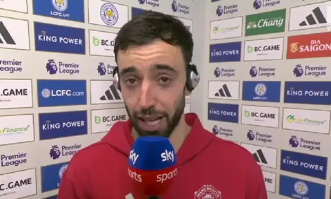 Bruno Fernandes chỉ ra lý do MU phơi áo trước Leeds