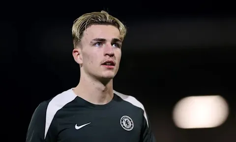 Chelsea lận đận, Lampard thừa cơ cuỗm tài năng trẻ