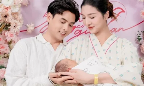 Nghi vấn vợ Hồ Quang Hiếu đang mang thai con thứ 2?