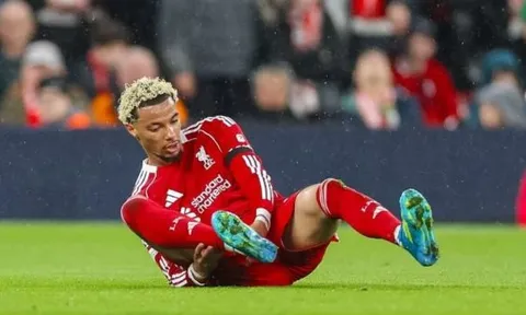 Chấm điểm Liverpool: Điểm sáng Gravenberch; Nỗi đau Ekitike
