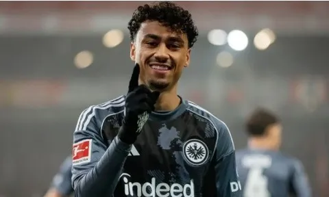 Nathaniel Brown lên tiếng về tin đồn gia nhập Real Madrid và Barcelona