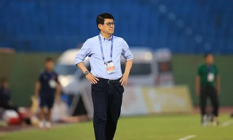 HLV Bae Ji-won thay ông Vũ Tiến Thành dẫn dắt CLB Ninh Bình