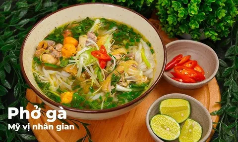 Cách nấu phở gà ngon tại nhà