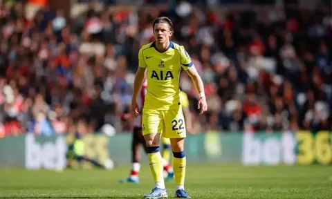Vỡ mộng với Gallagher, Tottenham tính phương án bán tháo