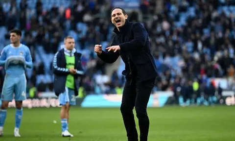 Kịch bản để Frank Lampard thăng hạng Ngoại hạng Anh ngay tuần này