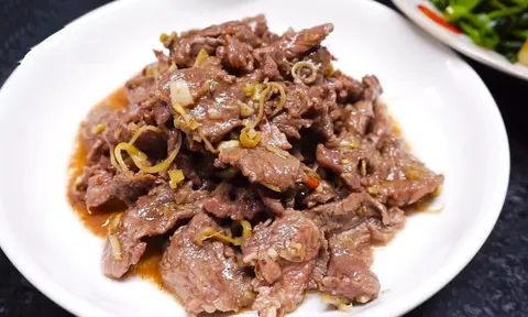 5 người không nên ăn thịt bò